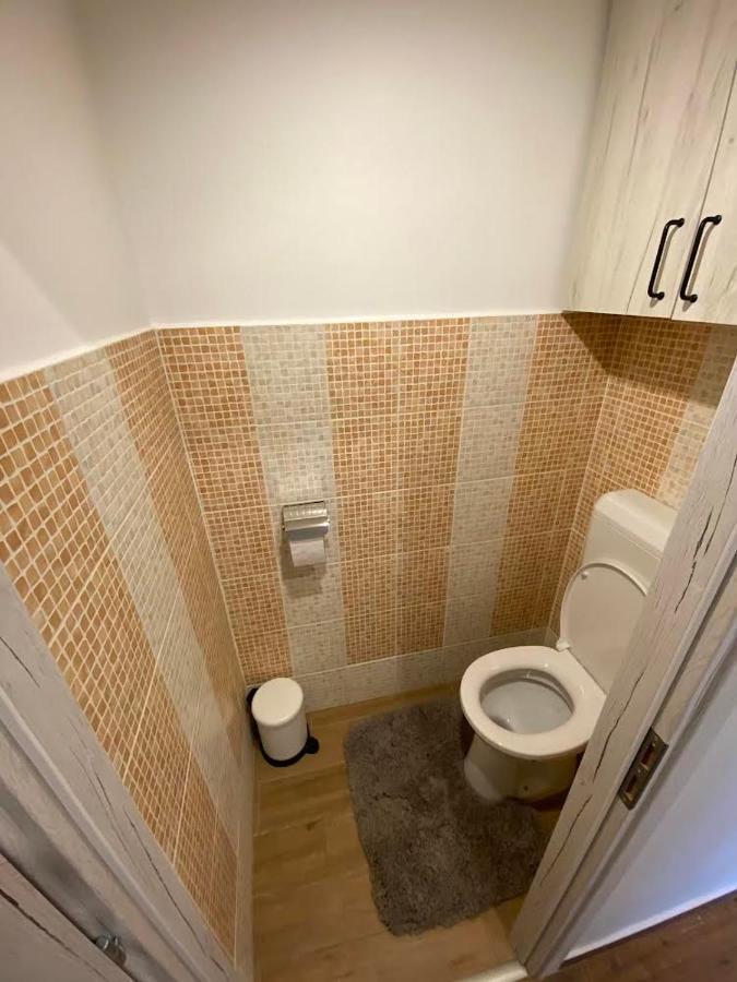Chill Apartman Miskolc Ngoại thất bức ảnh